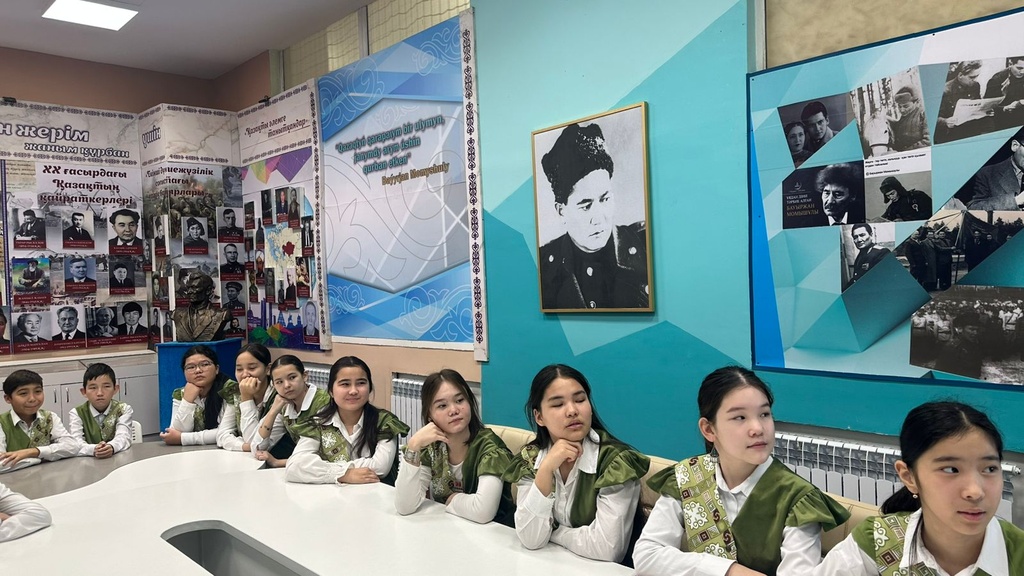 Выездная лекция «Ұлттық құндылықтар ұлағаты» состоялась в школе-лицее №53